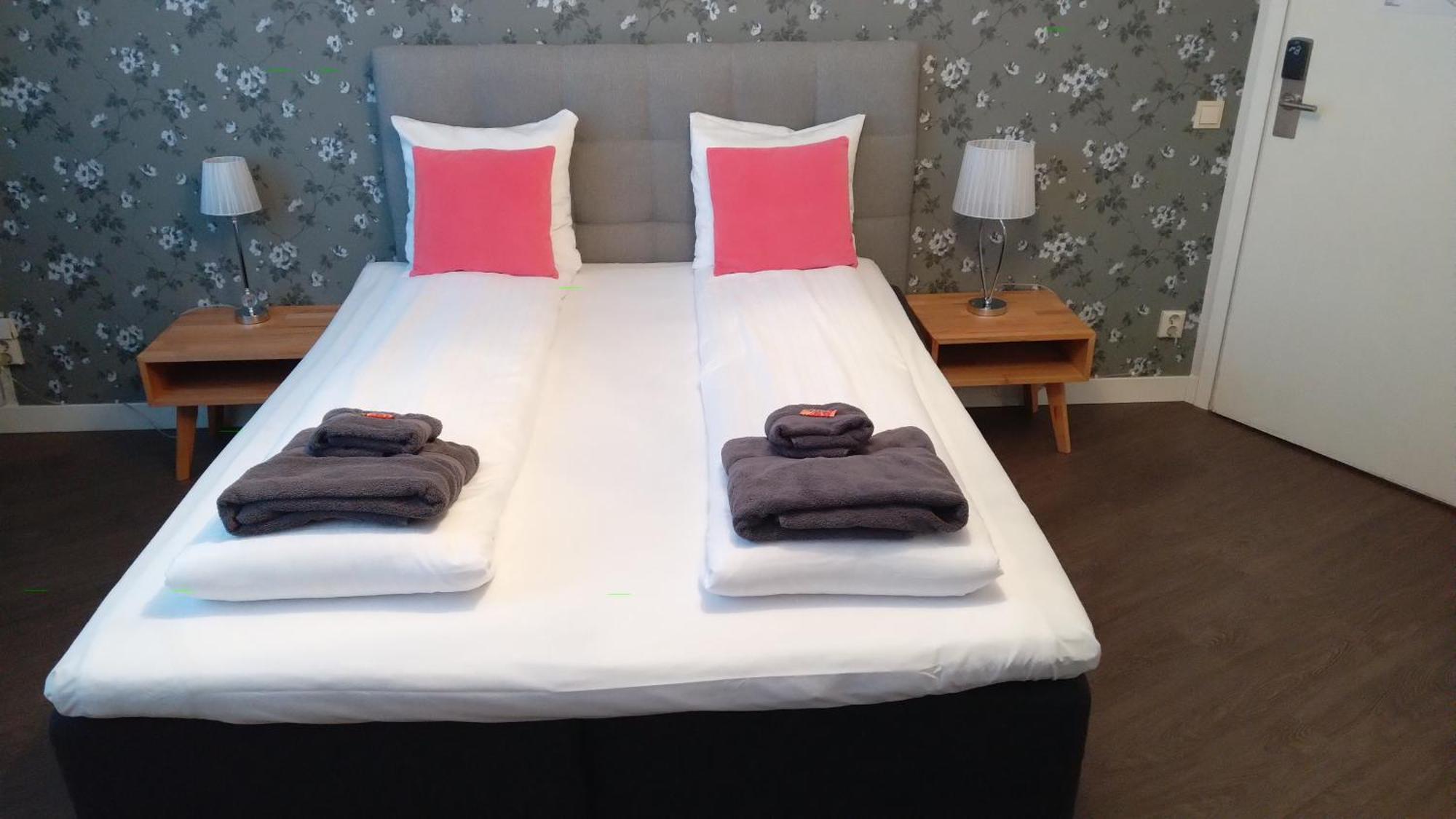 Hotel Charlotte / Stella Uppsala Buitenkant foto